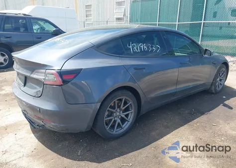2020 Tesla Model 3 Standard Range Plus Rear-Wheel Drive/Standard Range Rear-Wheel Drive from USA, damaged, VIN 5YJ3E1EAXLF783517